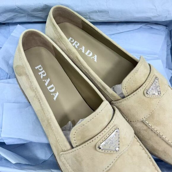 Prada Women’s Loafers⛈️🐡 - Picture 4 of 8